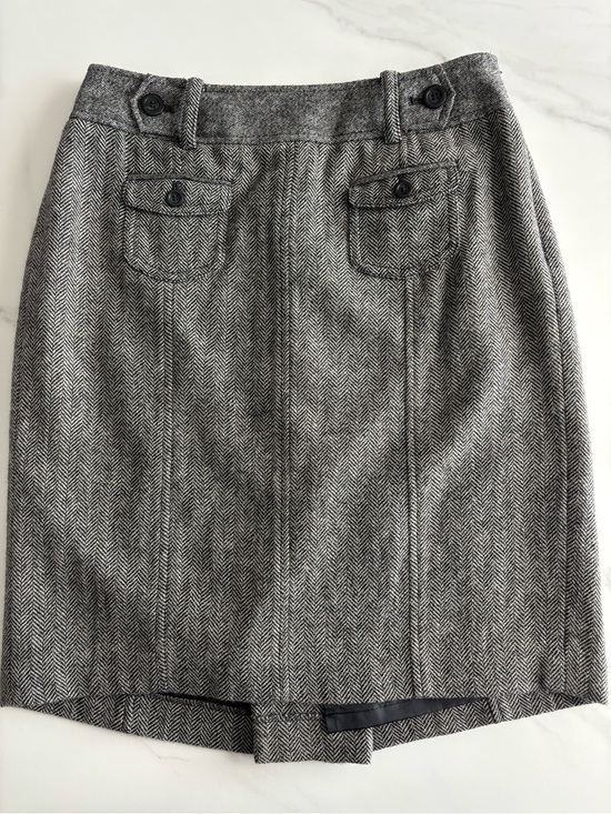 Ann Taylor Dresses & Skirts - Ann Taylor Gray Herringbone Pencil Skirt - Classic Women’s Skirt Sz 2
